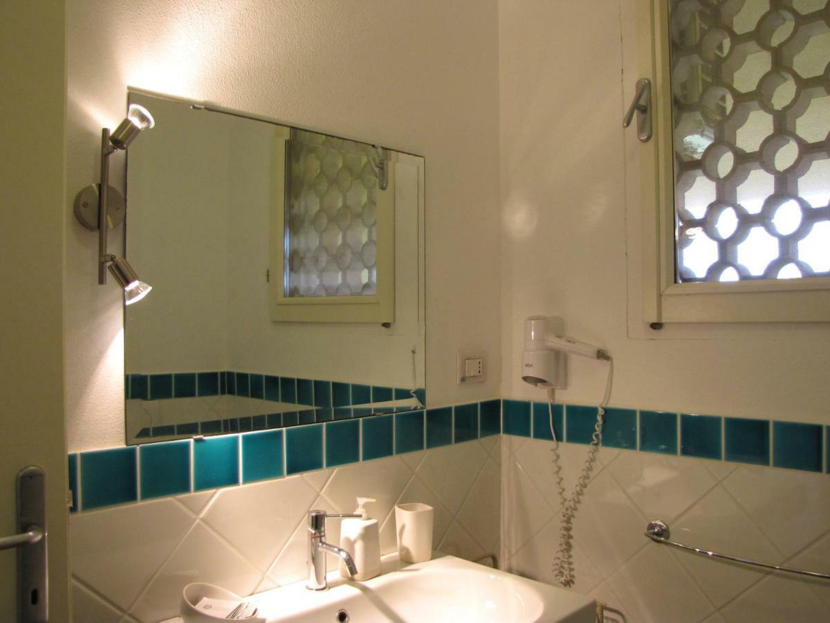 B&B Mrcaruba Stintino Kültér fotó